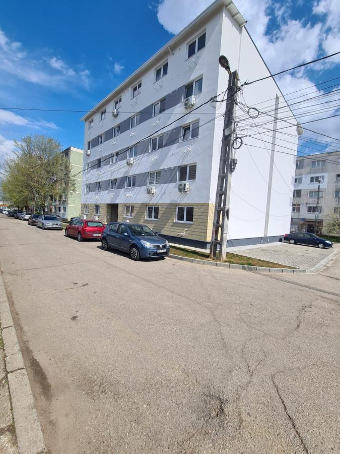 Appartamento Garsoniera Luxury Kevin Piteşti Esterno foto