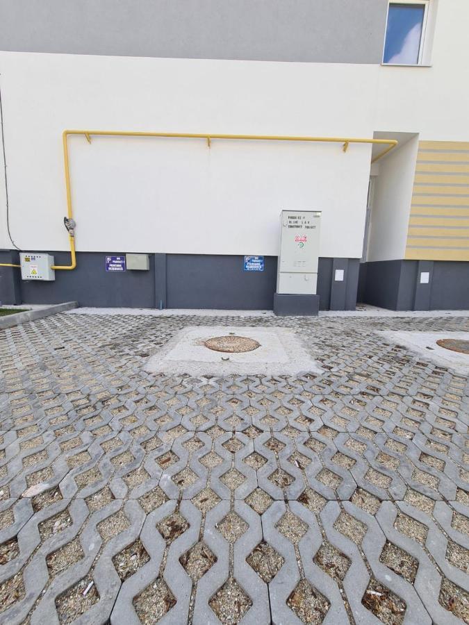 Appartamento Garsoniera Luxury Kevin Piteşti Esterno foto